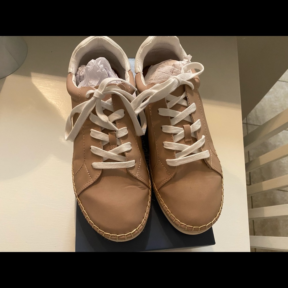 Universal Thread Tan Sneakers - image 3